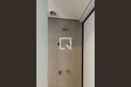 Banheiro de kitnet/studio para alugar com 1 quarto, 11m² em Vila Buarque, São Paulo