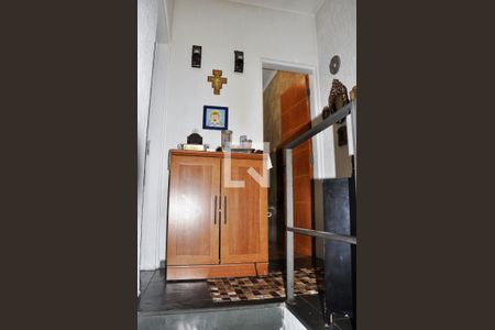 Casa à venda com 78m², 2 quartos e 2 vagasCorredor - Quartos