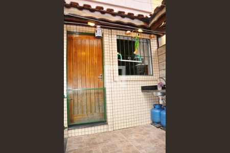 Casa à venda com 78m², 2 quartos e 2 vagasQuintal / Churrasqueira