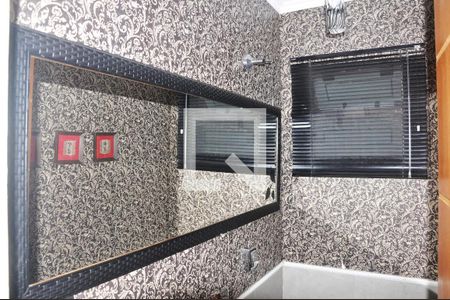 Casa à venda com 78m², 2 quartos e 2 vagasLavabo