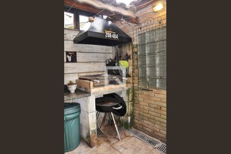 Casa à venda com 78m², 2 quartos e 2 vagasQuintal / Churrasqueira