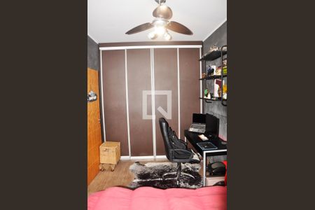 Casa à venda com 78m², 2 quartos e 2 vagasQuarto 01