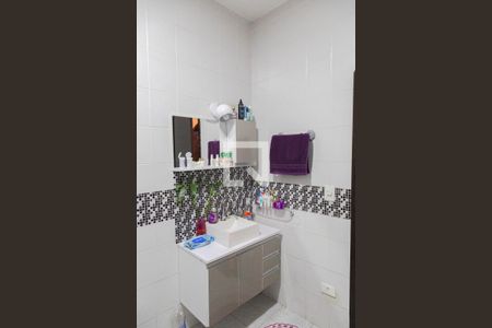Banheiro Social de casa à venda com 3 quartos, 250m² em Parque Continental I, Guarulhos