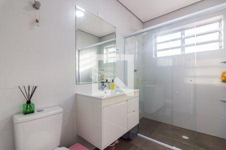 Banheiro  de casa de condomínio para alugar com 1 quarto, 30m² em Pinheiros, São Paulo
