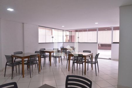 Apartamento à venda com 52m², 2 quartos e 1 vagaÁrea comum 