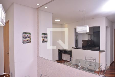 Sala de apartamento para alugar com 2 quartos, 52m² em Vila Alpina, Santo André