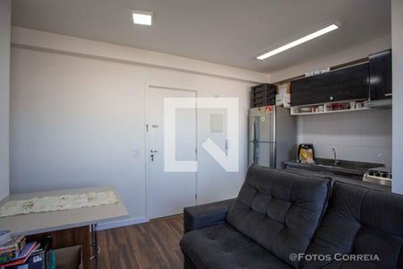 Sala de apartamento para alugar com 2 quartos, 43m² em Piraporinha, Diadema
