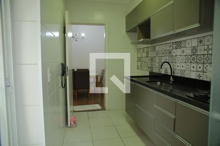 Apartamento para alugar com 74m², 2 quartos e 1 vagaCozinha