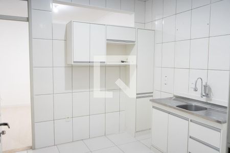 Cozinha de casa para alugar com 1 quarto, 30m² em Cidade Intercap, São Paulo