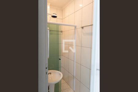 Banheiro de casa para alugar com 1 quarto, 30m² em Cidade Intercap, São Paulo