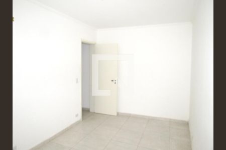 Quarto de casa para alugar com 1 quarto, 40m² em Jardim Almanara, São Paulo