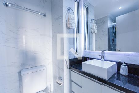 Apartamento à venda com 61m², 3 quartos e 1 vaga Apartamento à venda com 61m², 3 quartos e 1 vagaBanheiro
