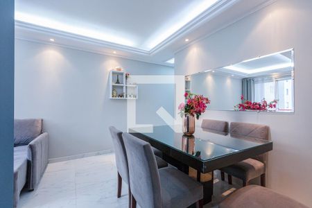 Apartamento à venda com 61m², 3 quartos e 1 vaga Apartamento à venda com 61m², 3 quartos e 1 vagaSala