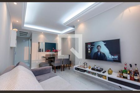 Apartamento à venda com 61m², 3 quartos e 1 vaga Apartamento à venda com 61m², 3 quartos e 1 vagaSala