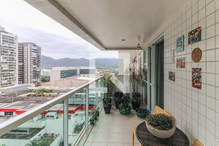Varanda de apartamento à venda com 2 quartos, 70m² em Recreio dos Bandeirantes, Rio de Janeiro