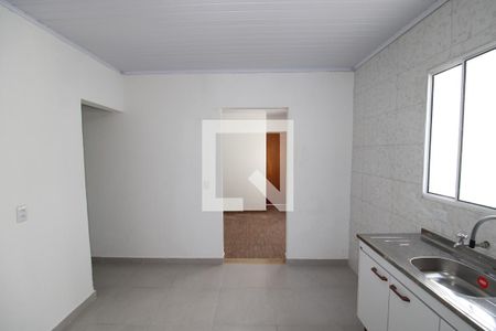 Casa para alugar com 75m², 2 quartos e 2 vagasCozinha