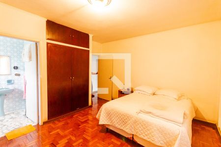 Suíte  de casa à venda com 3 quartos, 175m² em Campestre, Santo André
