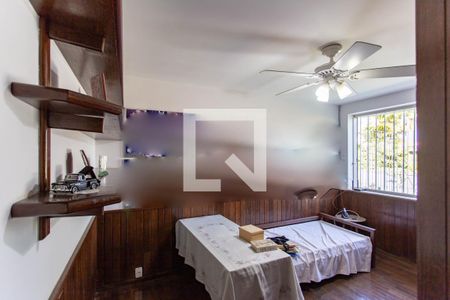 Casa à venda com 700m², 5 quartos e 2 vagasQuarto Suíte 2