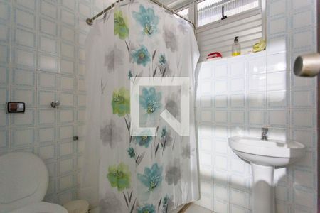 Casa à venda com 700m², 5 quartos e 2 vagasCasa de hospedes