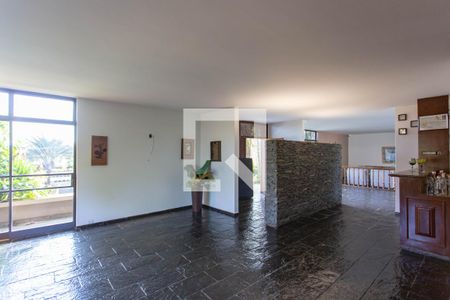Sala de casa à venda com 5 quartos, 700m² em São Luiz, Belo Horizonte