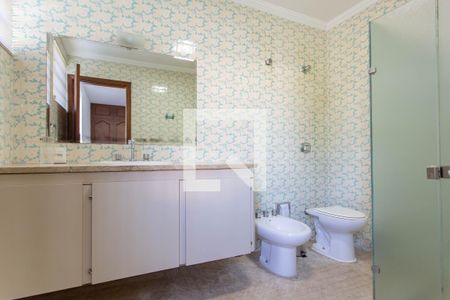 Casa à venda com 700m², 5 quartos e 2 vagasBanheiro da Suíte 1