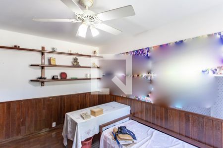 Casa à venda com 700m², 5 quartos e 2 vagasQuarto Suíte 2