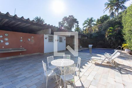 Casa à venda com 700m², 5 quartos e 2 vagasPiscina Aquecida