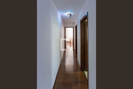 Casa à venda com 700m², 5 quartos e 2 vagasQuarto Suíte 2