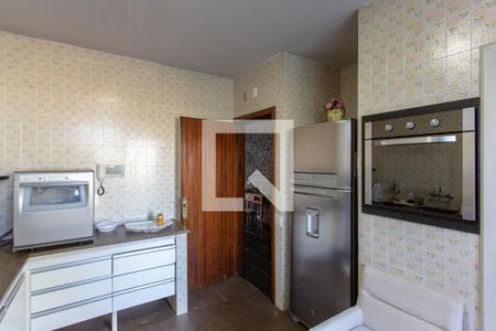 Casa à venda com 700m², 5 quartos e 2 vagasCozinha