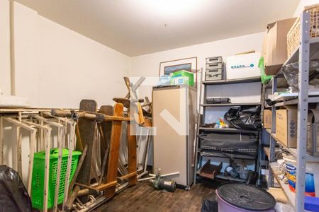 Casa à venda com 700m², 5 quartos e 2 vagasCasa de hospedes