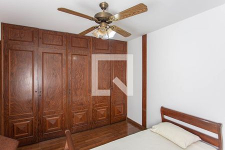 Casa à venda com 700m², 5 quartos e 2 vagasQuarto 1