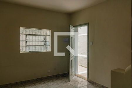 Casa para alugar com 2 quartos, 70m² em Jardim Oriental, São Paulo