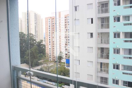 Varanda da sala de apartamento à venda com 2 quartos, 48m² em Jardim Flor da Montanha, Guarulhos