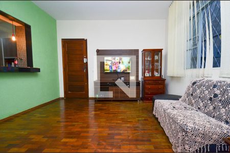 Sala de estar de apartamento à venda com 3 quartos, 85m² em Colégio Batista, Belo Horizonte