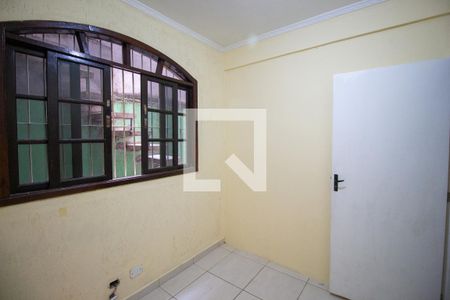 Quarto 1 de casa para alugar com 2 quartos, 125m² em Jardim das Oliveiras, Itaquaquecetuba