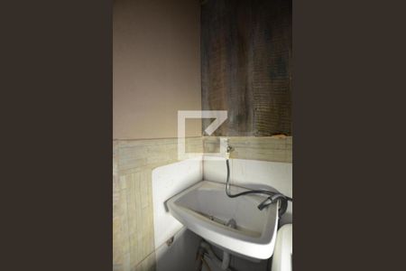 Casa à venda com 80m², 3 quartos e sem vagaÁrea de Serviço