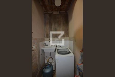 Casa à venda com 80m², 3 quartos e sem vagaÁrea de Serviço