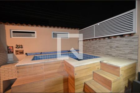 Casa à venda com 80m², 3 quartos e sem vagaPiscina