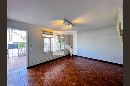 Sala de casa para alugar com 2 quartos, 100m² em Parque Colonial, São Paulo