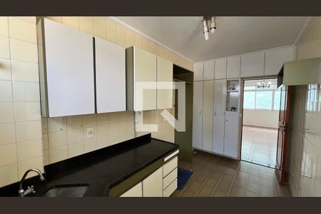 Apartamento para alugar com 97m², 3 quartos e sem vaga Apartamento para alugar com 97m², 3 quartos e sem vagaCozinha