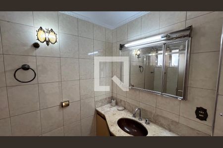 Apartamento para alugar com 97m², 3 quartos e sem vaga Apartamento para alugar com 97m², 3 quartos e sem vagaBanheiro da Suíte