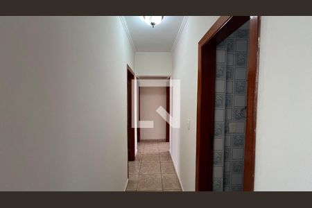 Corredor de apartamento para alugar com 3 quartos, 97m² em Pinheiros, São Paulo