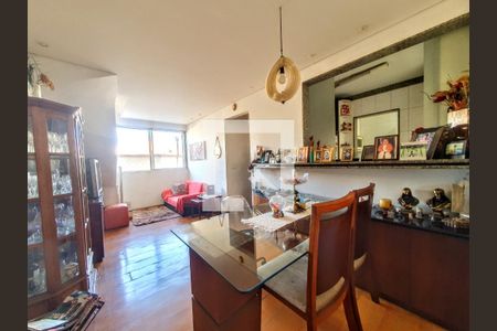 Apartamento à venda com 3 quartos, 120m² em Sagrada Família, Belo Horizonte