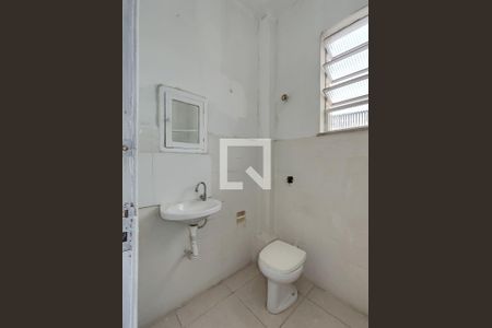 Apartamento à venda com 60m², 2 quartos e sem vaga Apartamento à venda com 60m², 2 quartos e sem vagaBanheiro Corredor