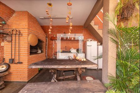 Casa à venda com 268m², 3 quartos e 5 vagas Casa à venda com 268m², 3 quartos e 5 vagasÁrea Gourmet