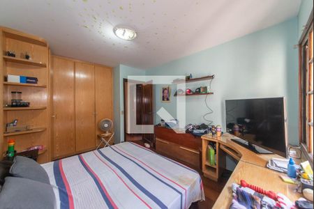 Casa à venda com 268m², 3 quartos e 5 vagas Casa à venda com 268m², 3 quartos e 5 vagasSuíte 1