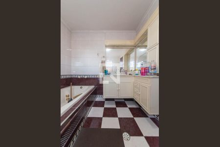 Casa à venda com 268m², 3 quartos e 5 vagas Casa à venda com 268m², 3 quartos e 5 vagasBanheiro da Suíte 3