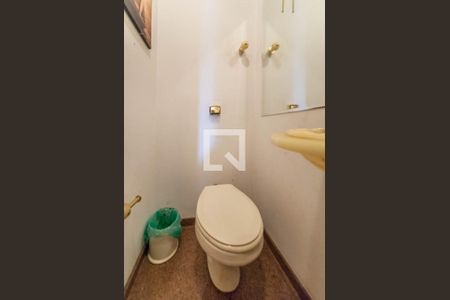 Casa à venda com 268m², 3 quartos e 5 vagas Casa à venda com 268m², 3 quartos e 5 vagasLavabo