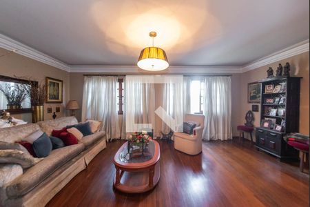 Sala de casa à venda com 3 quartos, 268m² em Vila Gumercindo, São Paulo