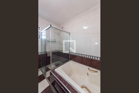 Casa à venda com 268m², 3 quartos e 5 vagas Casa à venda com 268m², 3 quartos e 5 vagasBanheiro da Suíte 3